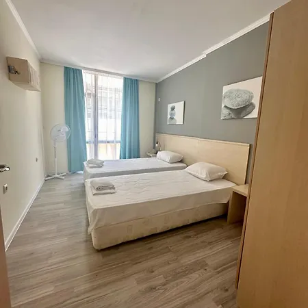 Appartement Complex Sands *